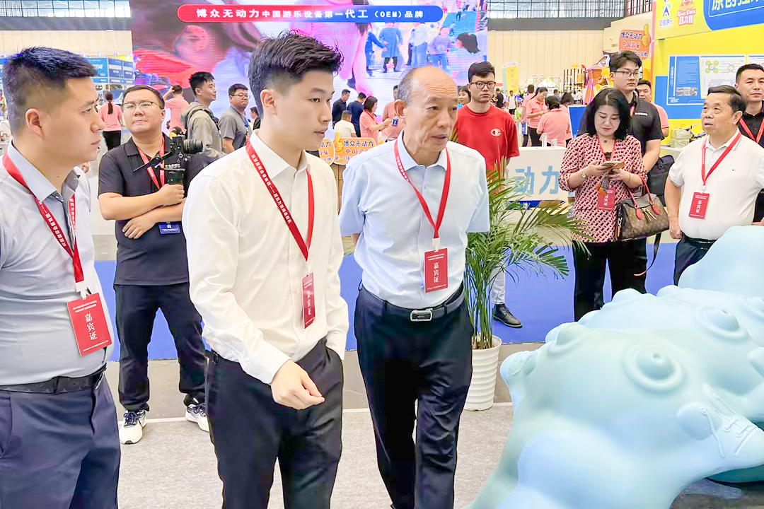 2024中國(guó)（中部）文旅產(chǎn)業(yè)博覽會(huì)圓滿(mǎn)閉幕，河南省政協(xié)及文旅廳領(lǐng)導(dǎo)蒞臨凱奇展廳